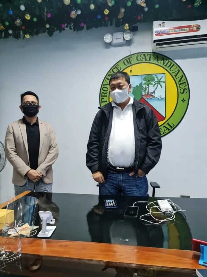 Governor Joseph C. Cua is flanked by President and Chief Executive Officer RJ Eubra of Asia Pacific Renewable Energy Solutions, Inc. (APRES) in one of their meetings to discuss Waste to Energy Project (WTE) for Catanduanes.